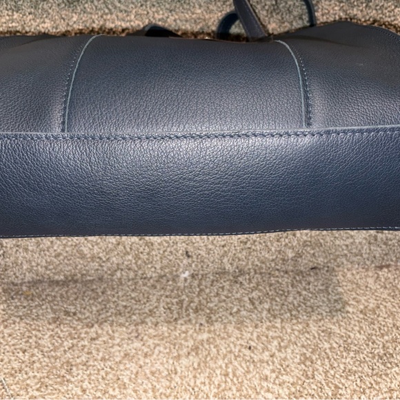 Portland Leather night owl East/West Lola Crossbody Bag-NEW - Picture 4 of 5